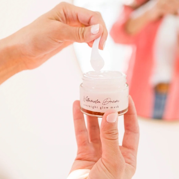 Dallas & James Skincare Co. Watermelon Dream Overnight Glow Mask full size - Picture 4 of 10
